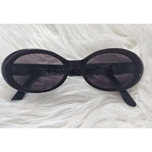 Vintage Laura Biagotti Women's Oval Visibilia Black Sunglasses LB 85092 300